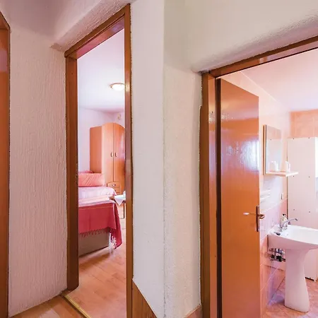 Awesome In With House Sea View בית נופש פורץ
